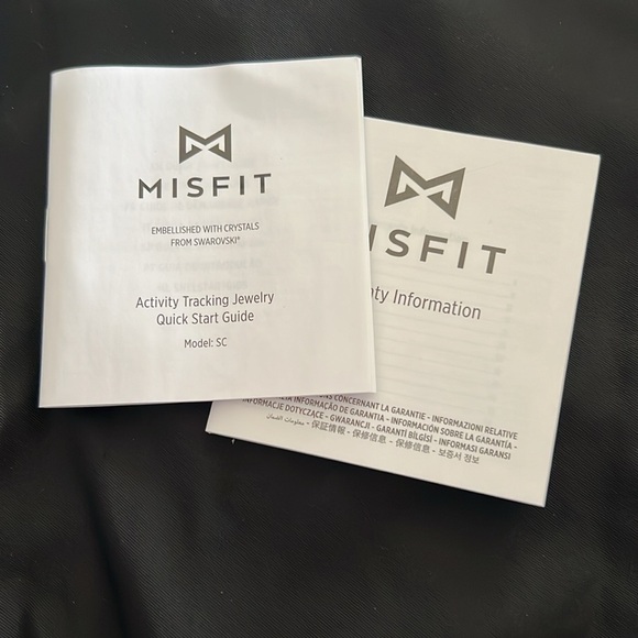 Swarovski Fitness + Sleep Tracker Bluetooth - Picture 7 of 8